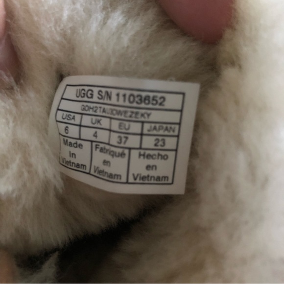 UGG Classic Double Bow Mini in Chestnut Size 6 - Picture 10 of 16